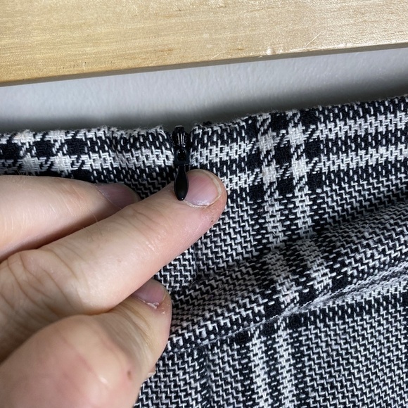 Hyfve Women's Gray / Black Check Skirt with Tie Belt Size Medium - Picture 6 of 13